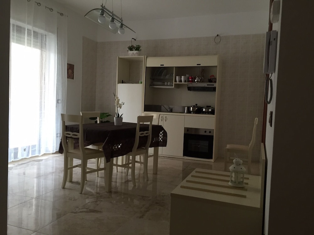 Deluxe Apartment, Smoking photo 2