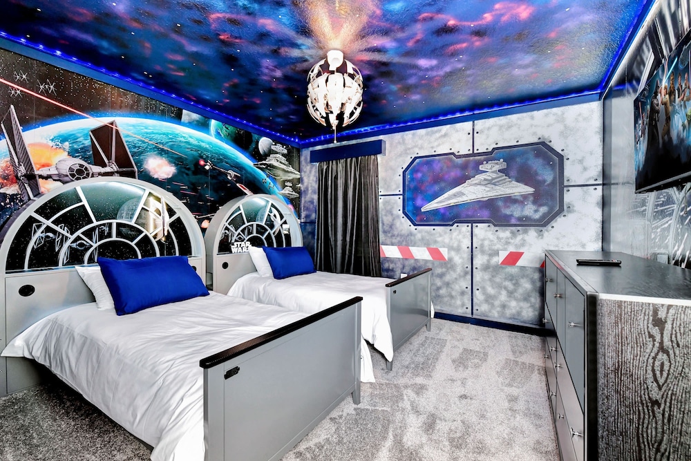 Upstay - Lakeview Mansion w Pool Spa and Cinema, Kuva 4
