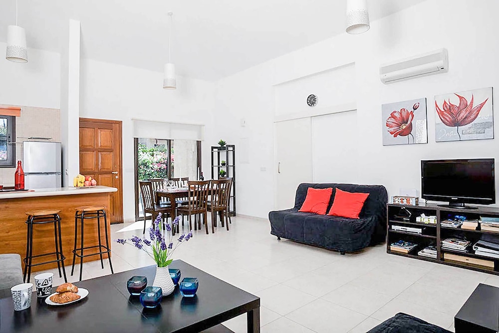 Villa (2 Bedrooms) photo 3