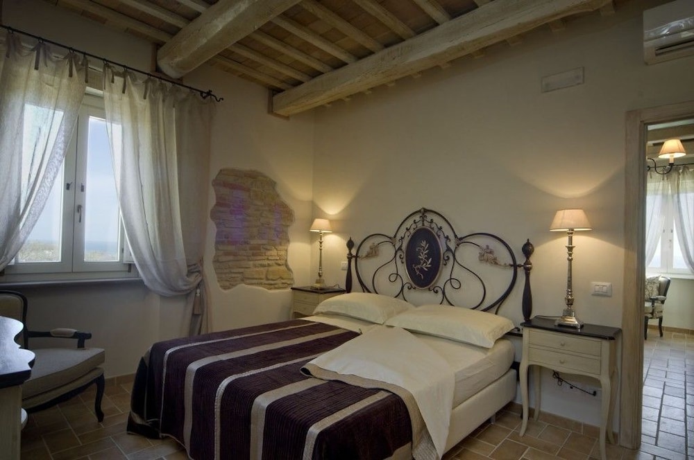 Standard Single Room, Garden View