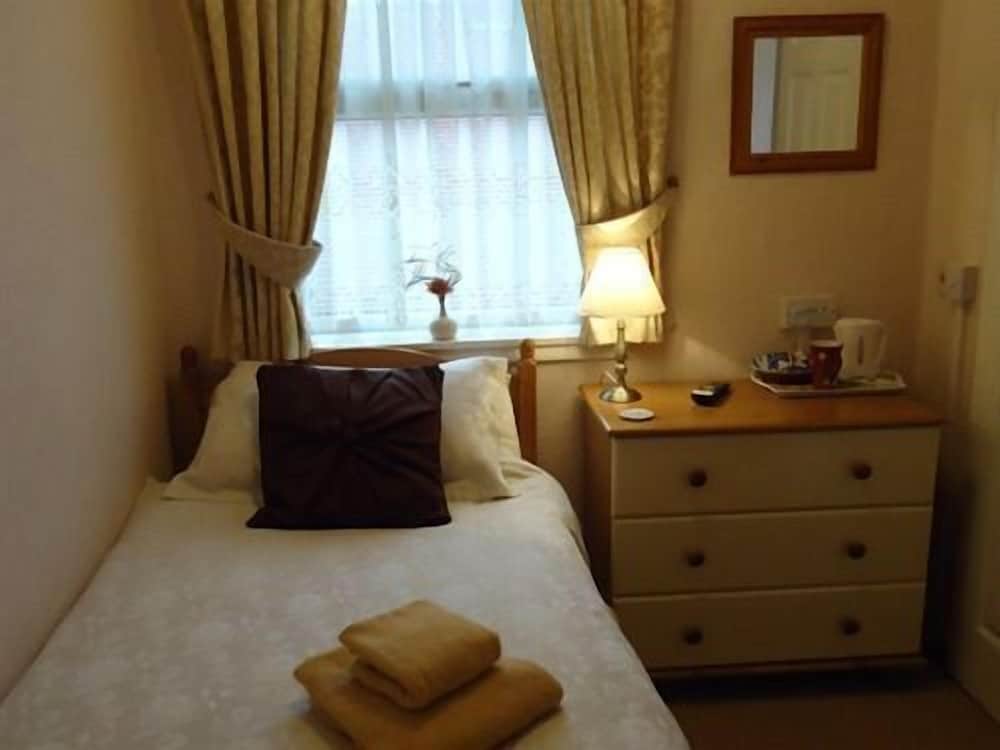 Single Room, Ensuite (Room 9) photo 2