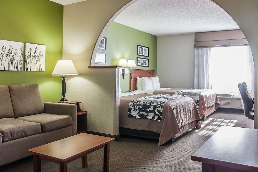 Suite, Multiple Beds, Non Smoking