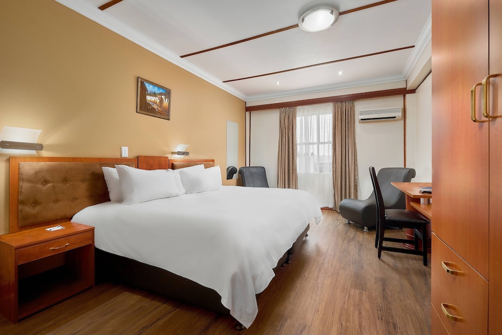 Room, 1 King Bed - Photo 1
