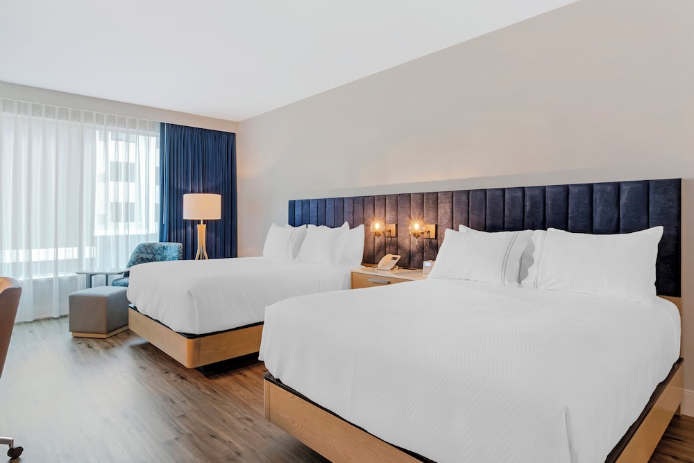Premium Room, 2 Queen Beds (Trainer) - Photo 1