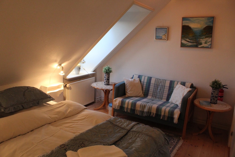 Double Room, Shared Bathroom photo 2
