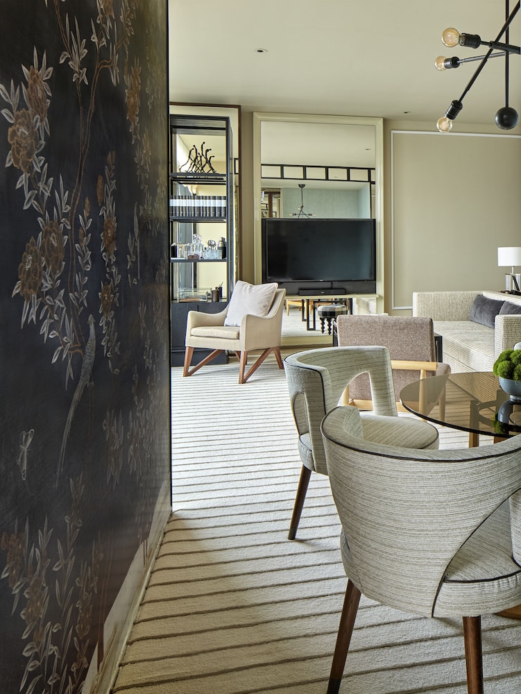 Suite (Rosewood Harbour)