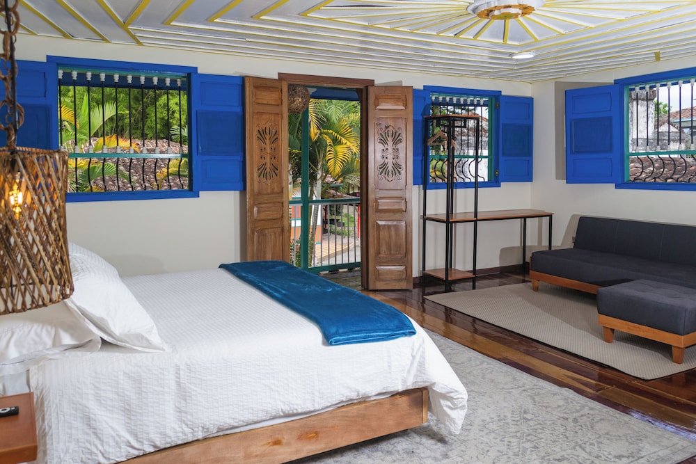 Superior Room, Garden View photo 3