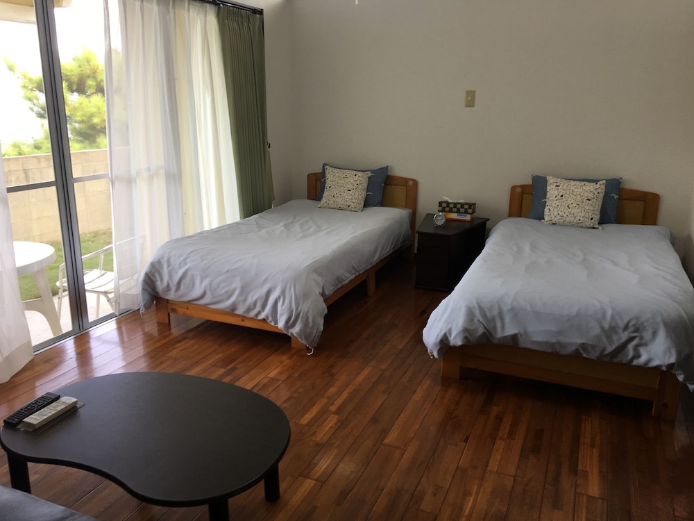 Standard Room, 2 Twin Beds photo 1