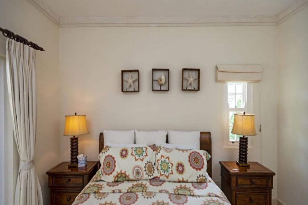 House, 4 Bedrooms photo 1