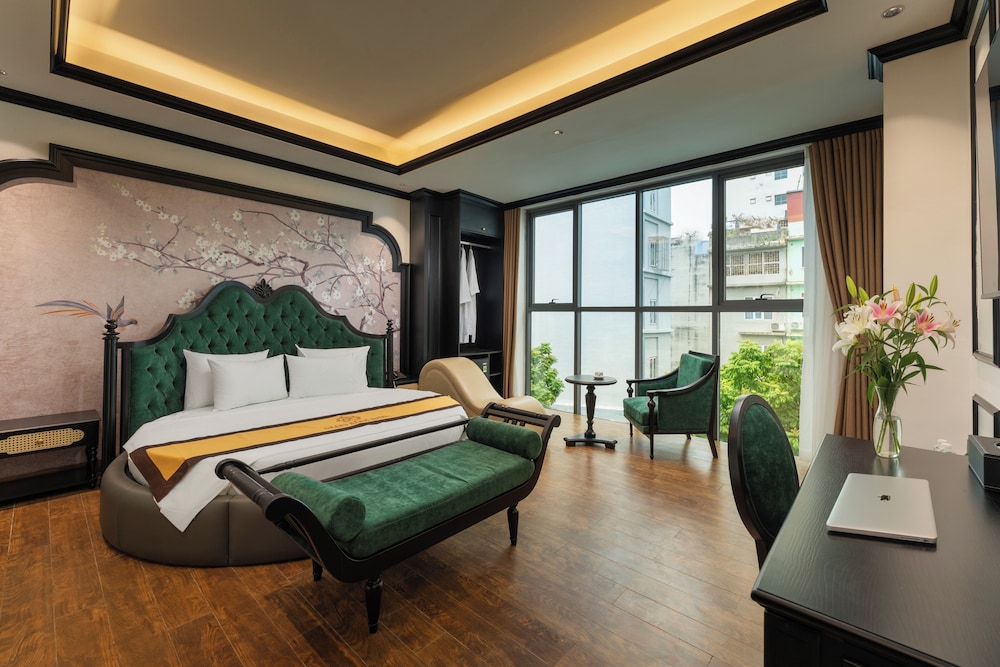 Executive Double Room, City View