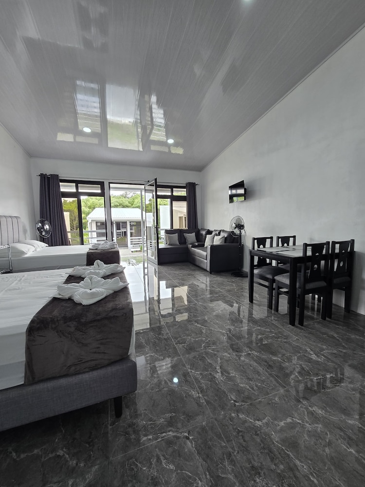 Junior Studio photo 3