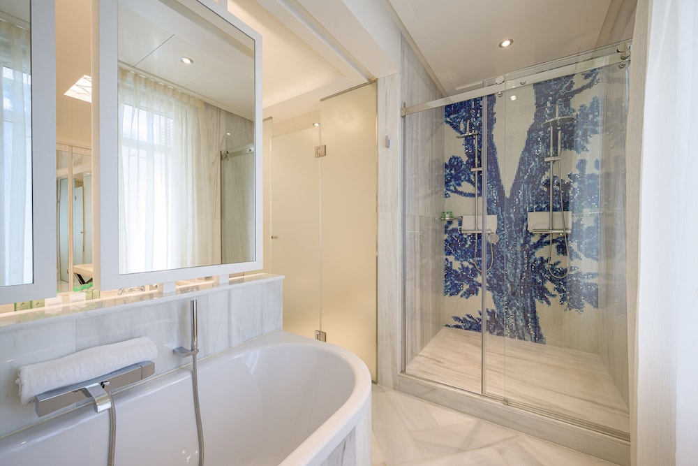 Royal Double Room