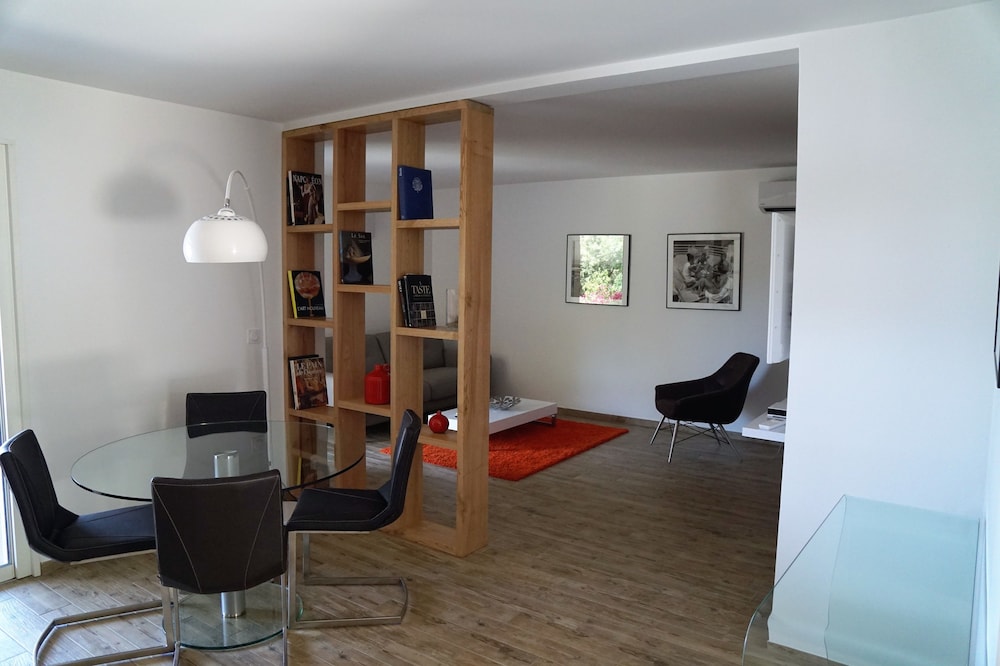 Superior Suite, Partial Sea View