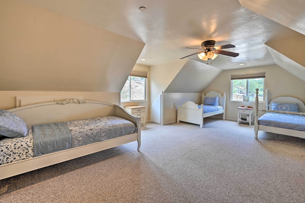 House (Multiple Bedrooms) photo 2