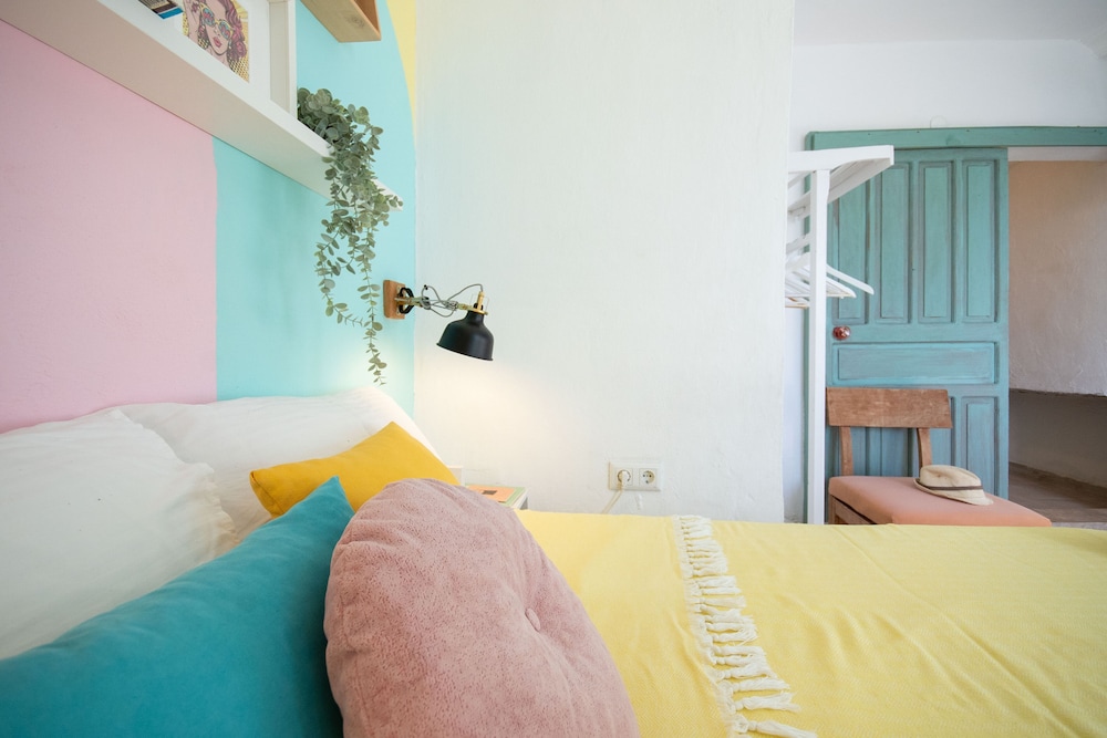 No 5 Concept Room with Sea View and Balcony - Photo 9