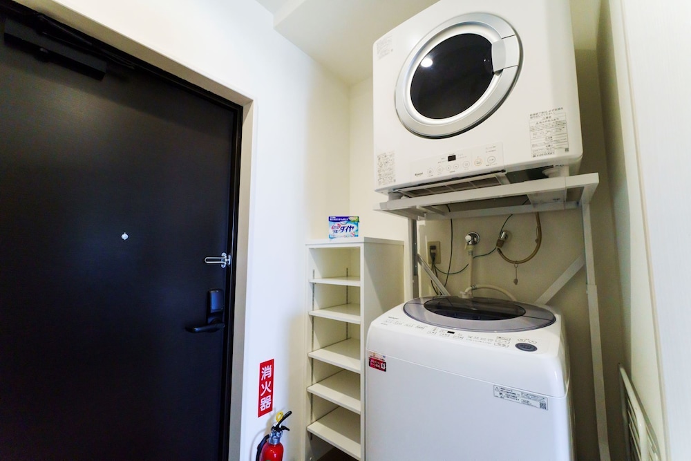 Standard Twin Room, Non Smoking - Photo 6