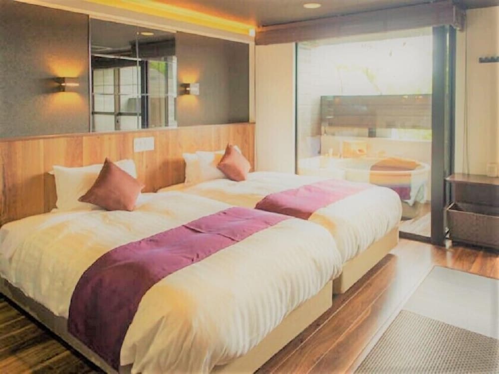 Ocean Suite Room, Non Smoking with open-air bath photo 3