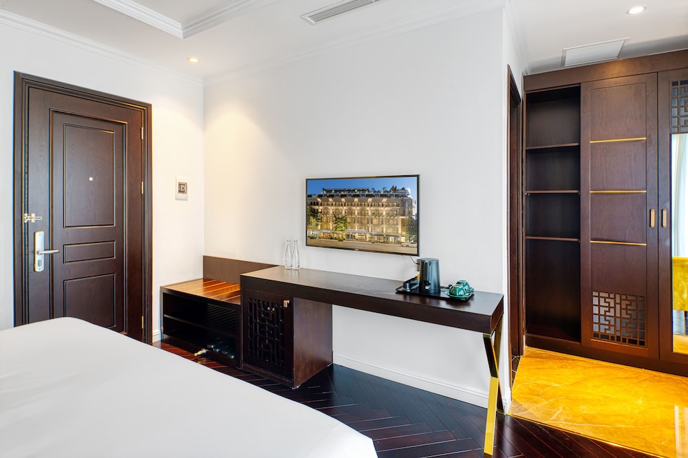 Deluxe Double Room photo 2