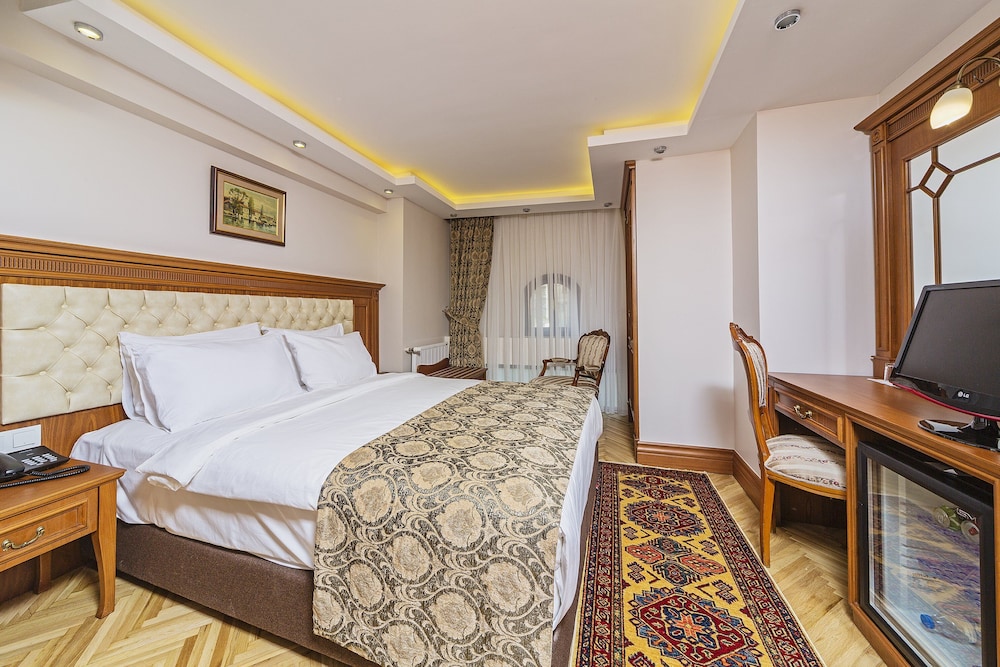 Economy Double Room photo 2