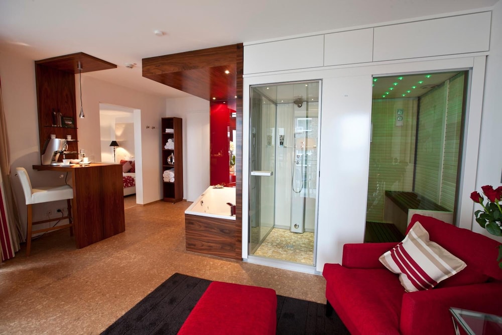 Exclusive Suite (Wellness Suite)