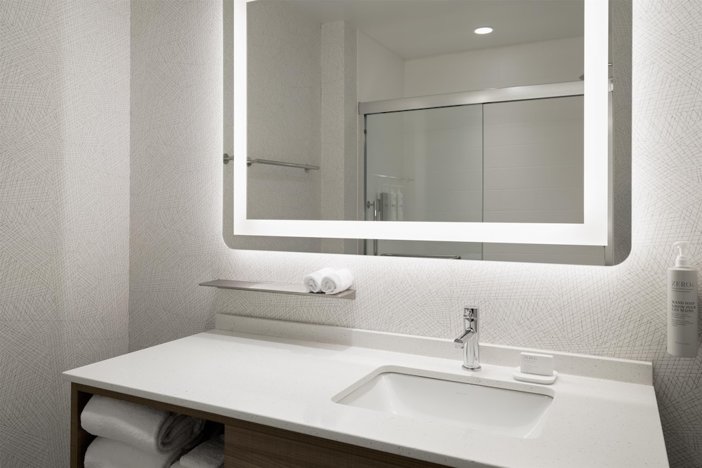 Studio Suite, 1 King Bed, Accessible (Hearing) - Photo 2