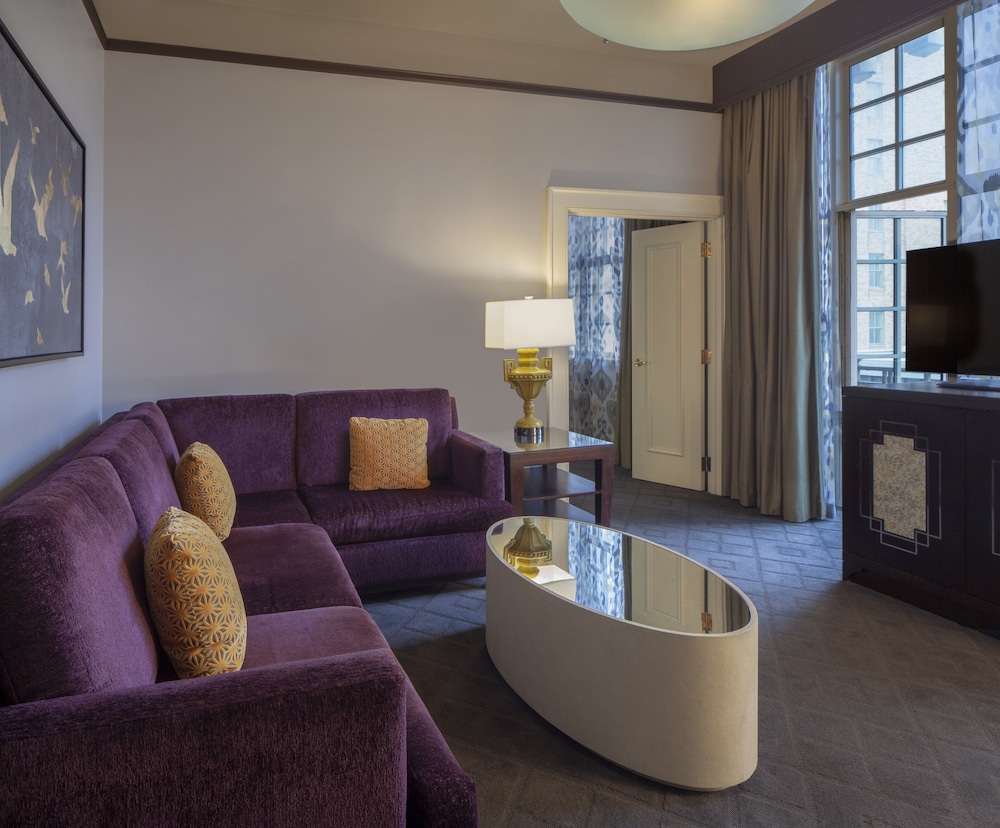 Presidential Suite photo 1