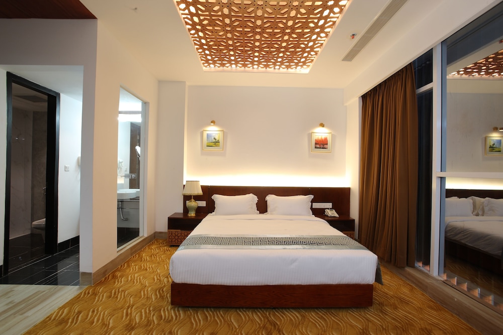 Presidential Suite photo 1