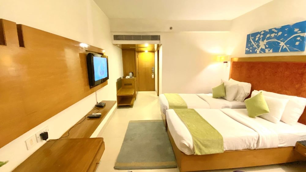 Executive Room - Photo 1