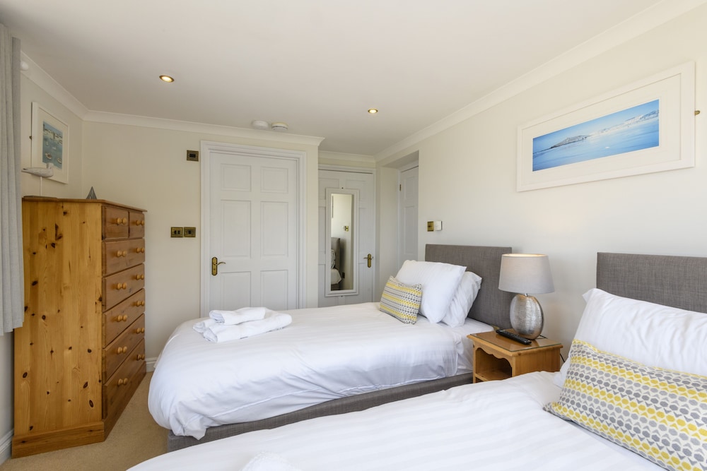 Standard Apartment, Multiple Beds, Sea View photo 3