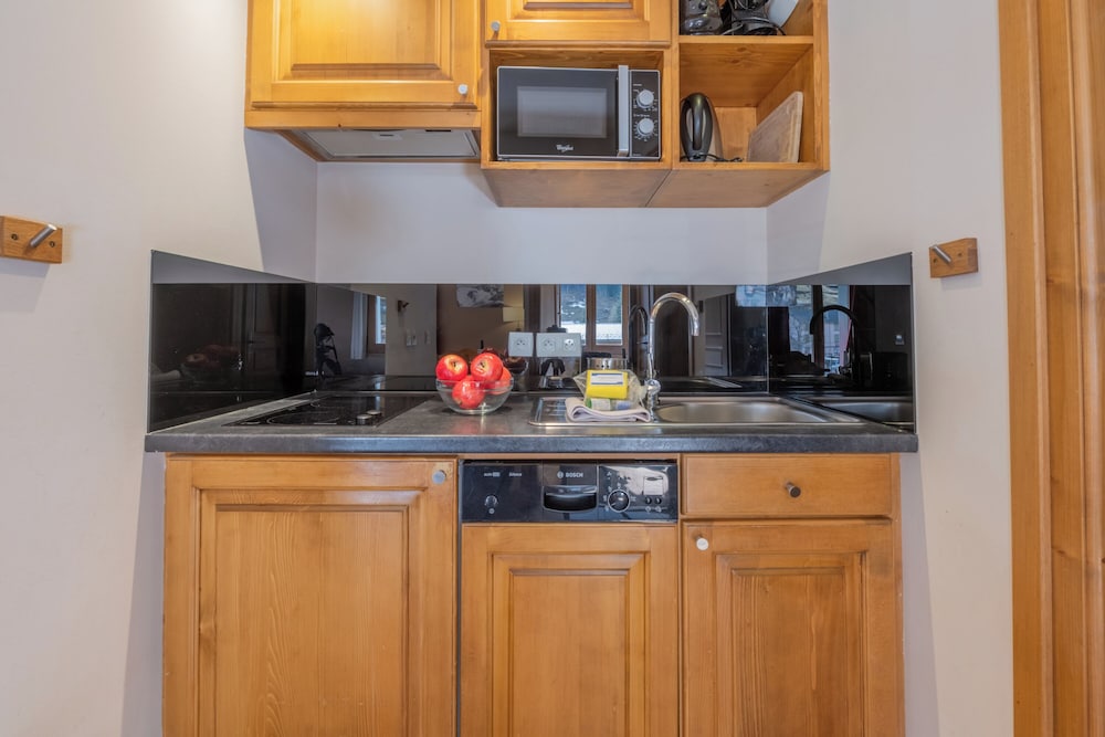Family Apartment, Multiple Bedrooms (Vallorcine Buet 31 ski in / ski out)