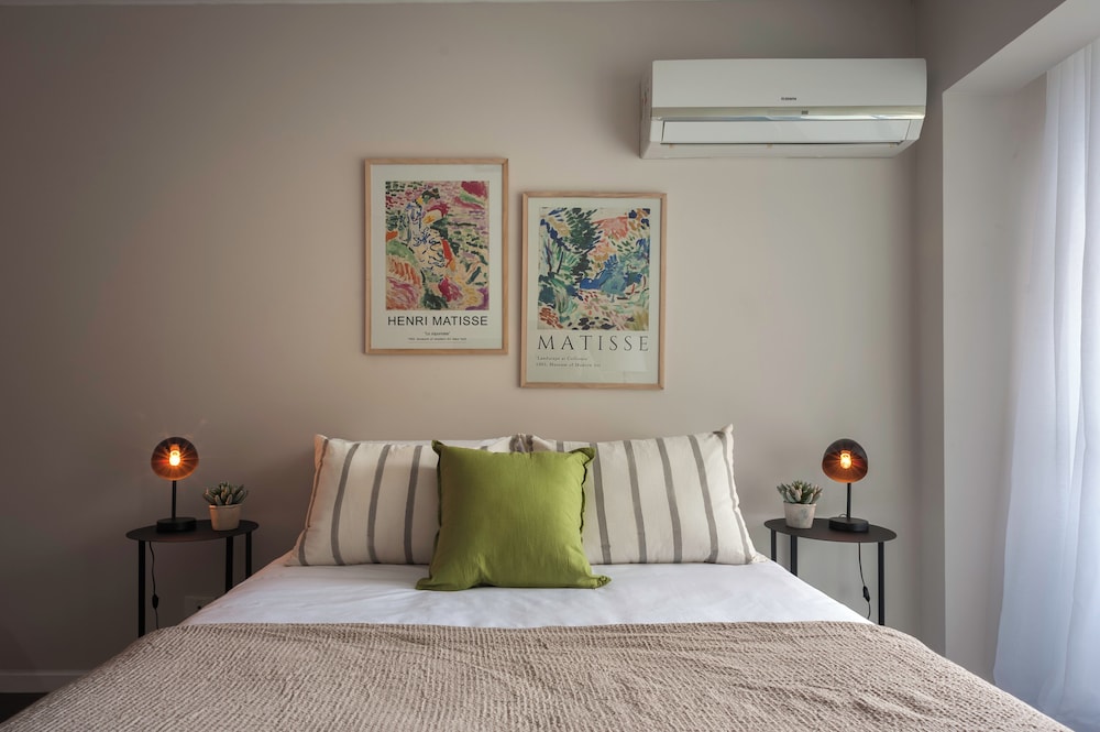 Comfort Studio, City View