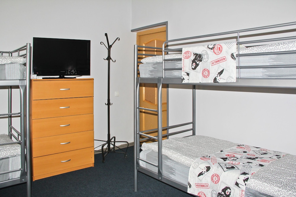 Shared Dormitory, Men only (8 People) photo 3