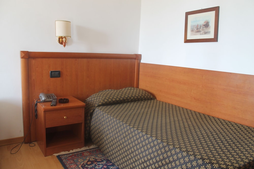 Basic Single Room
