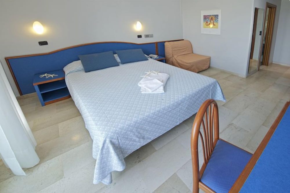 Quadruple Room photo 3