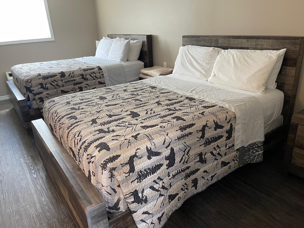 Family Studio Suite, Garden View