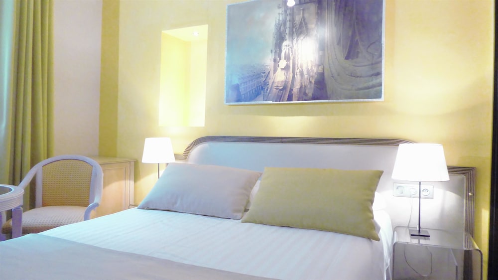 Economy Double Room - Photo 1