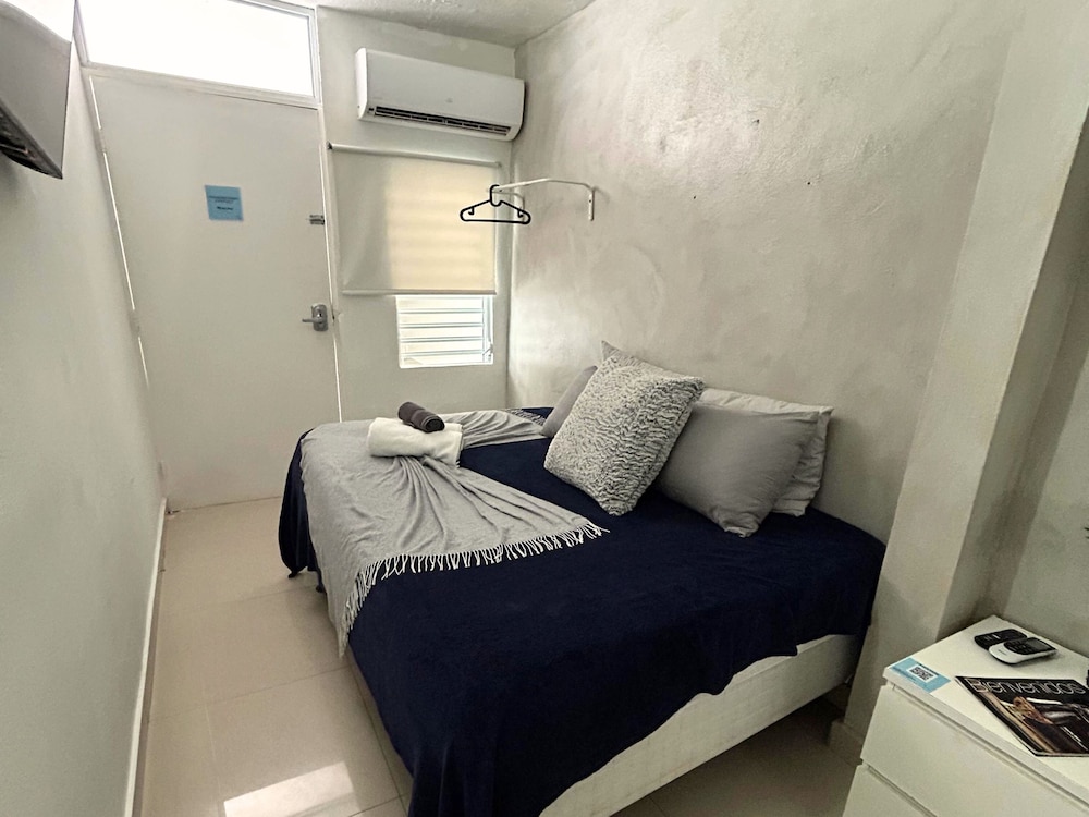 Basic Room photo 2