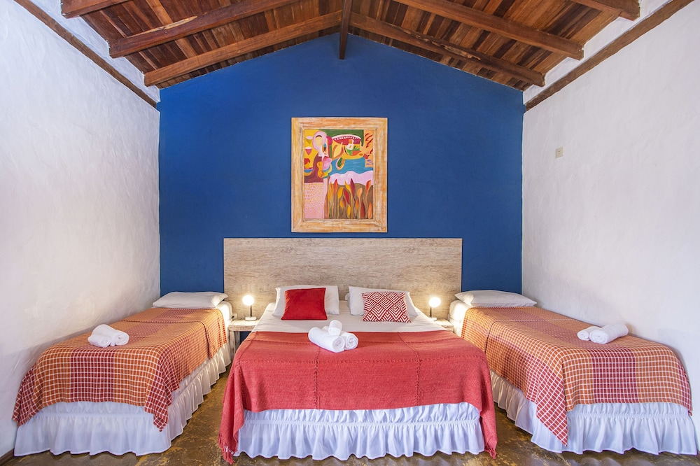 Deluxe Room - Photo 1