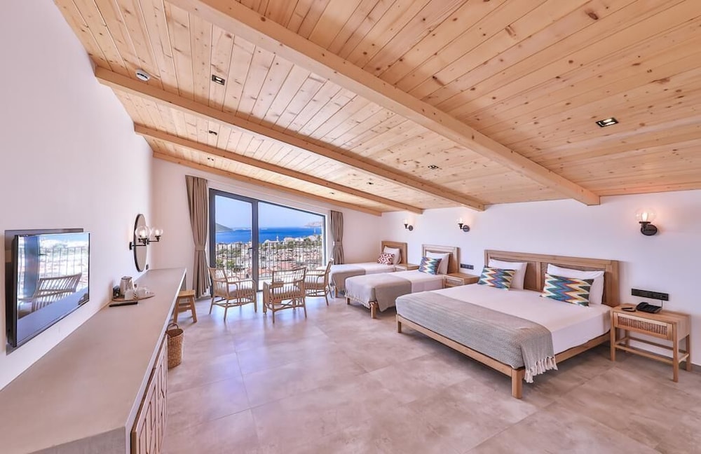 Comfort Quadruple Room