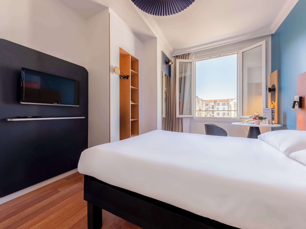 Standard Room, 1 Double Bed - Photo 16