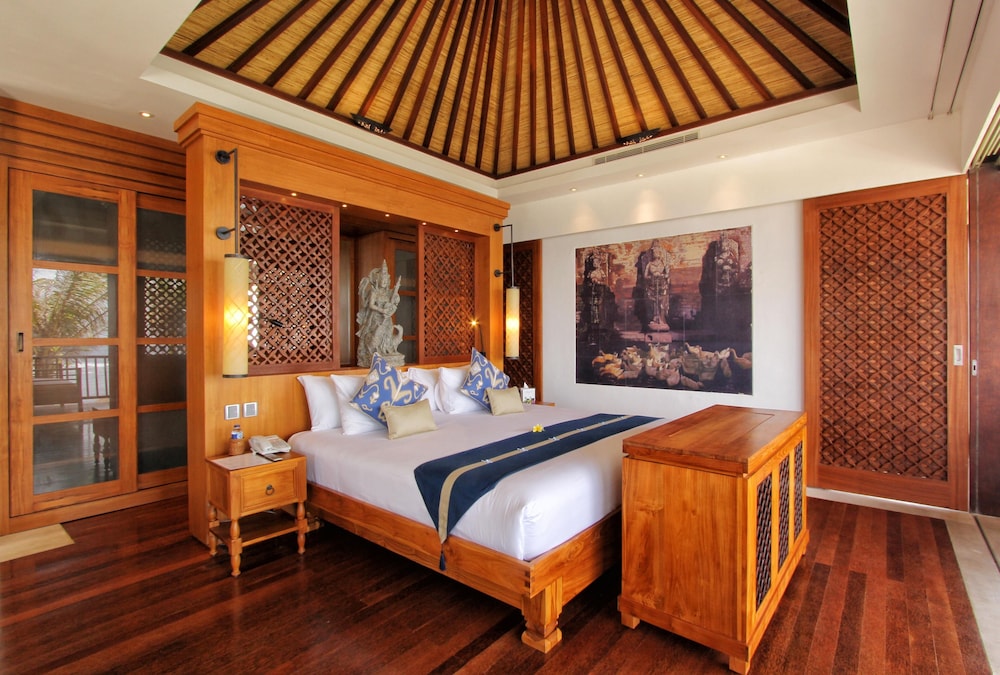 Puri Salila 3 Bedrooms Luxury Beachfront Villa with Private Pool and Free 8 Hours Car Usage photo 3