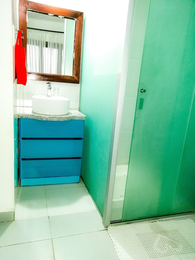 Economy Room, 1 Bedroom, Private Bathroom, photo 6