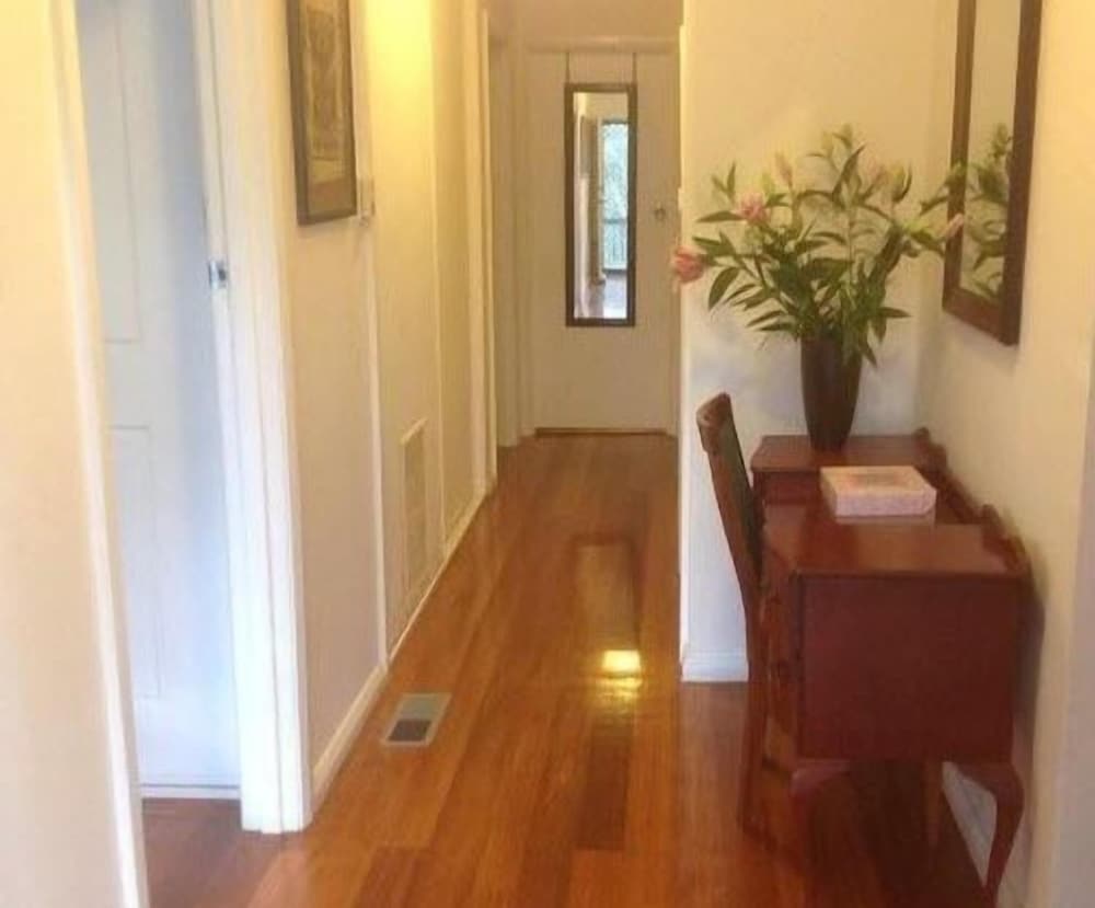 Three Bedroom House photo 3