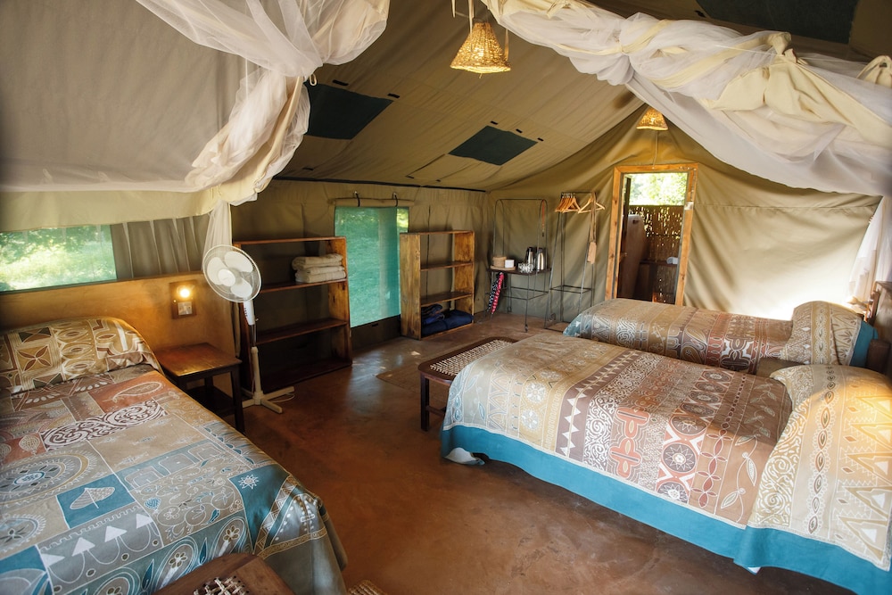 Family Tent, 1 Bedroom, River View (Safari) photo 1