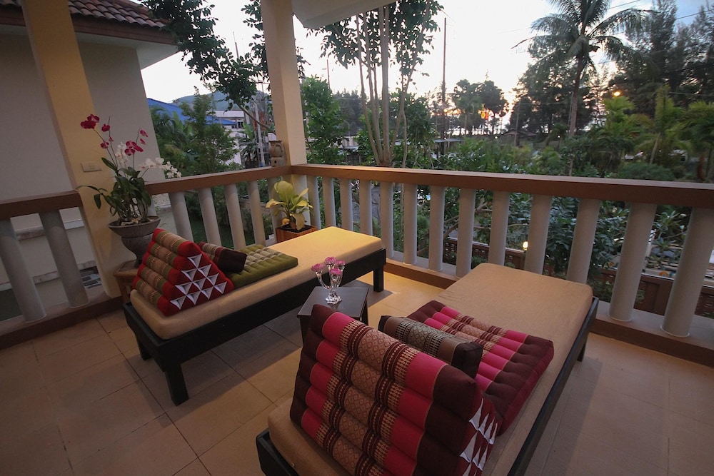 3-Bedroom Pool Villa photo 2