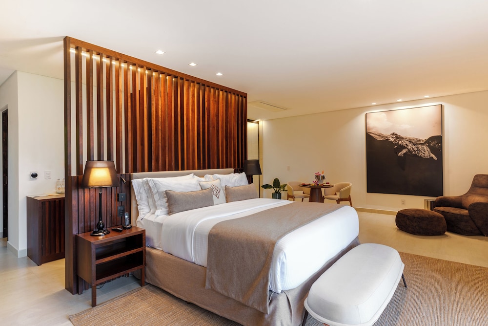 Luxury Room, Bathtub, Golf View - Photo 4