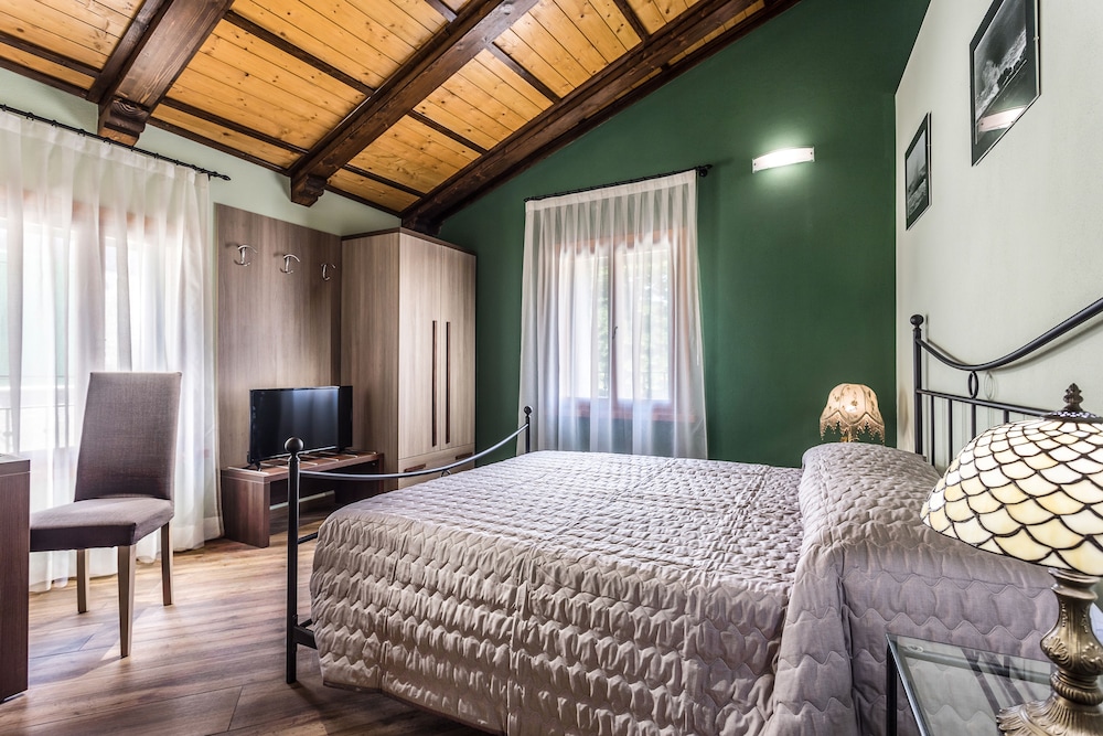 Deluxe Double Room, City View (Porta del Ponte)