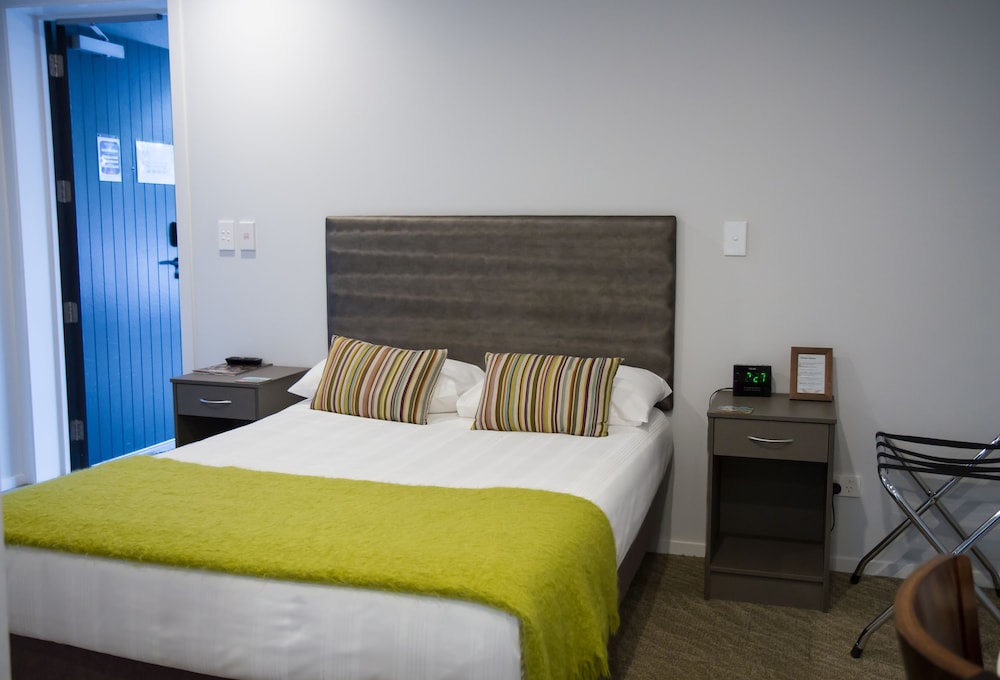 Standard Studio, Non Smoking, Kitchenette (Standard Studio - Double) photo 2