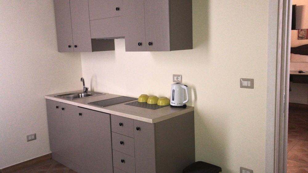 Quadruple Room, Kitchenette photo 3