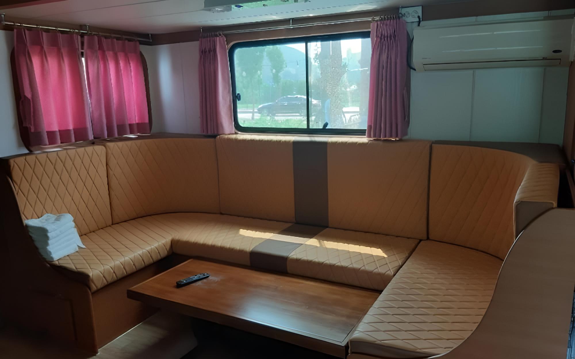 Room (Caravan 1 (Barbecue Set + Breakfast +) photo 1